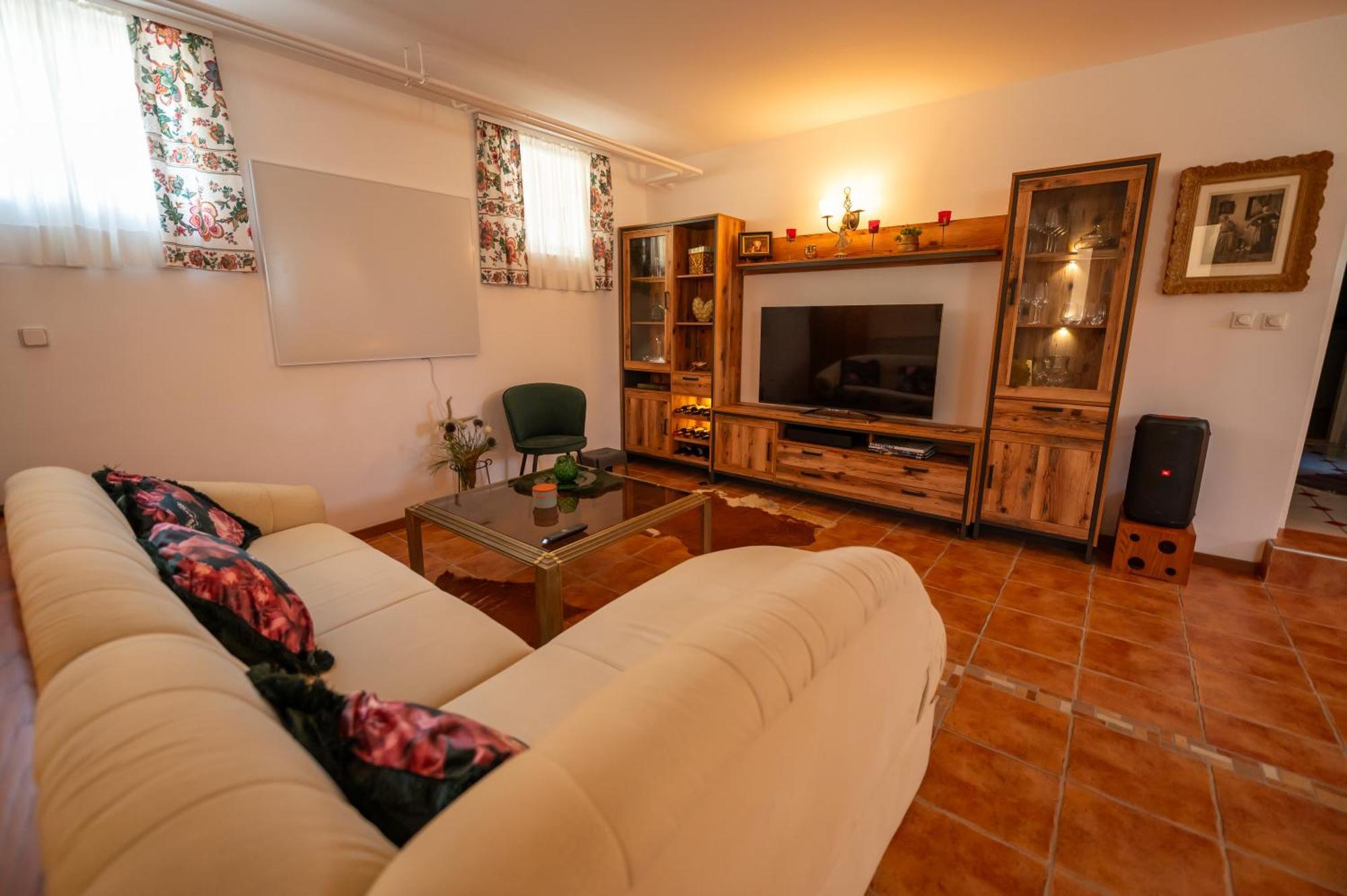 Relax Apartma Peter Ptuj Esterno foto